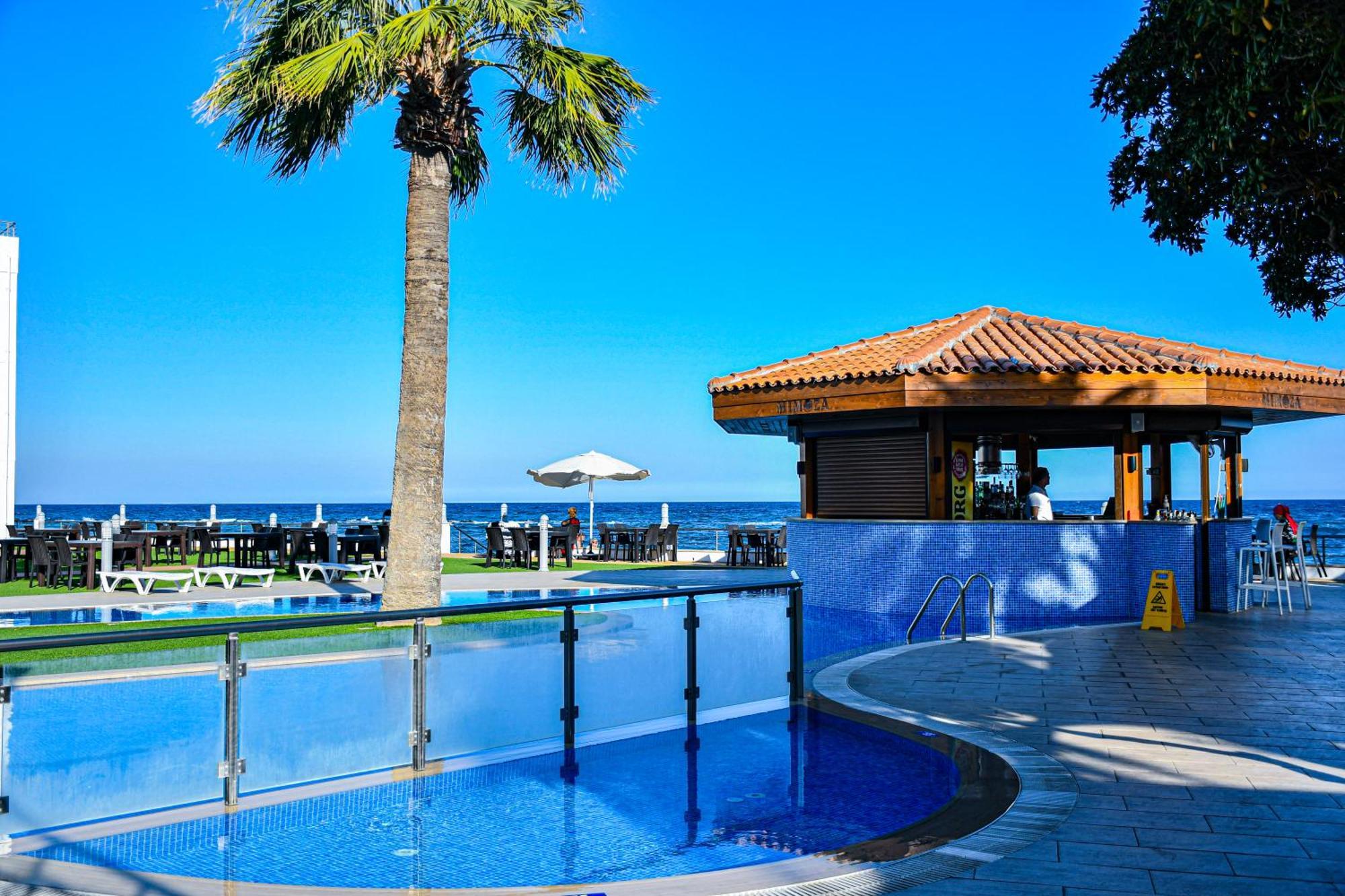 Mimoza Beach Hotel Agios Sergios Exterior photo