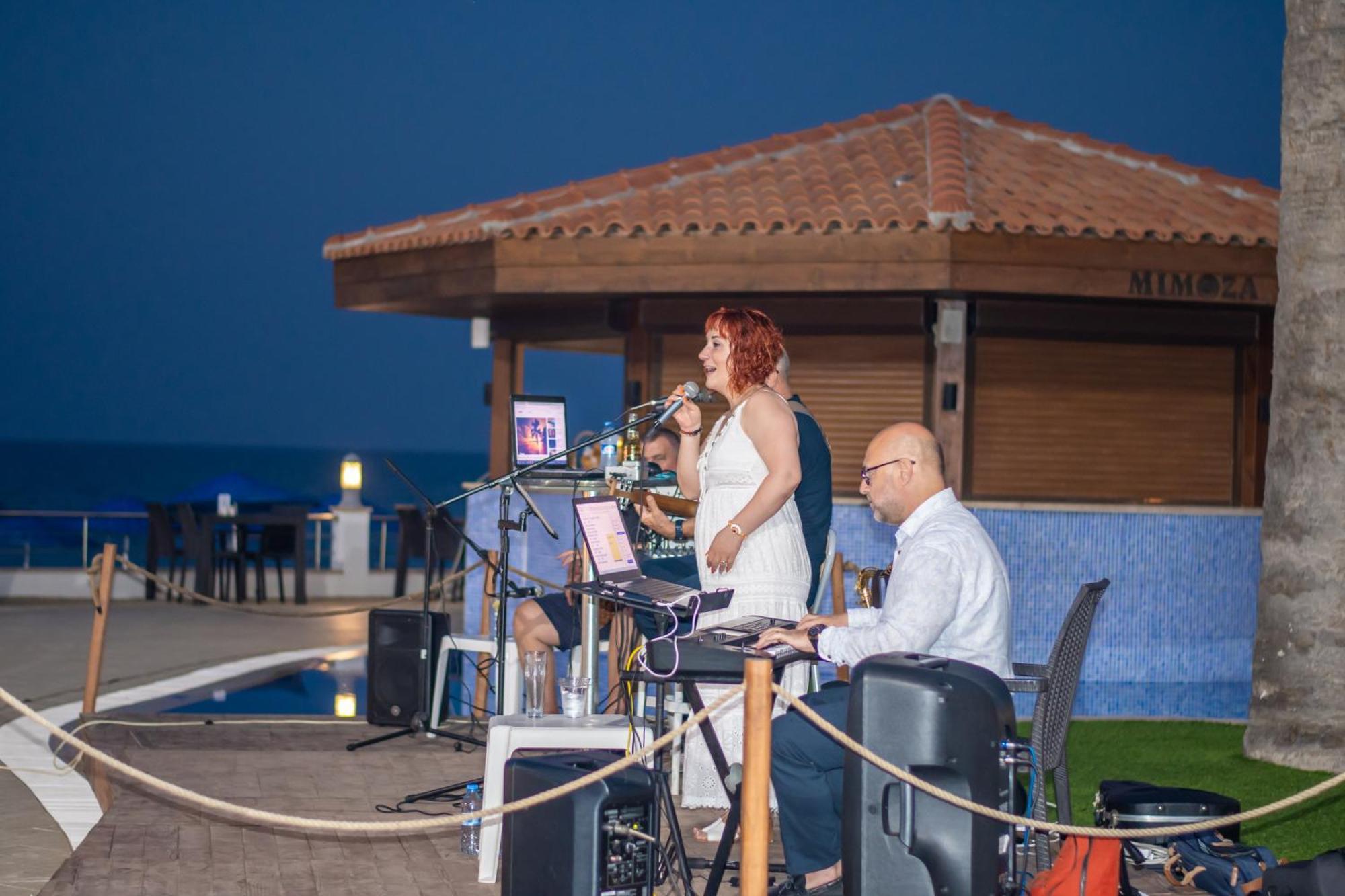 Mimoza Beach Hotel Agios Sergios Exterior photo